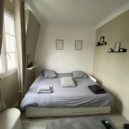 Appartement Vue Tour Eiffel Ligne 14 A Cote De Paris Gentilly Εξωτερικό φωτογραφία
