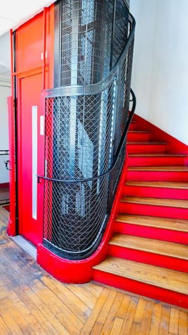Appartement Vue Tour Eiffel Ligne 14 A Cote De Paris Gentilly Εξωτερικό φωτογραφία